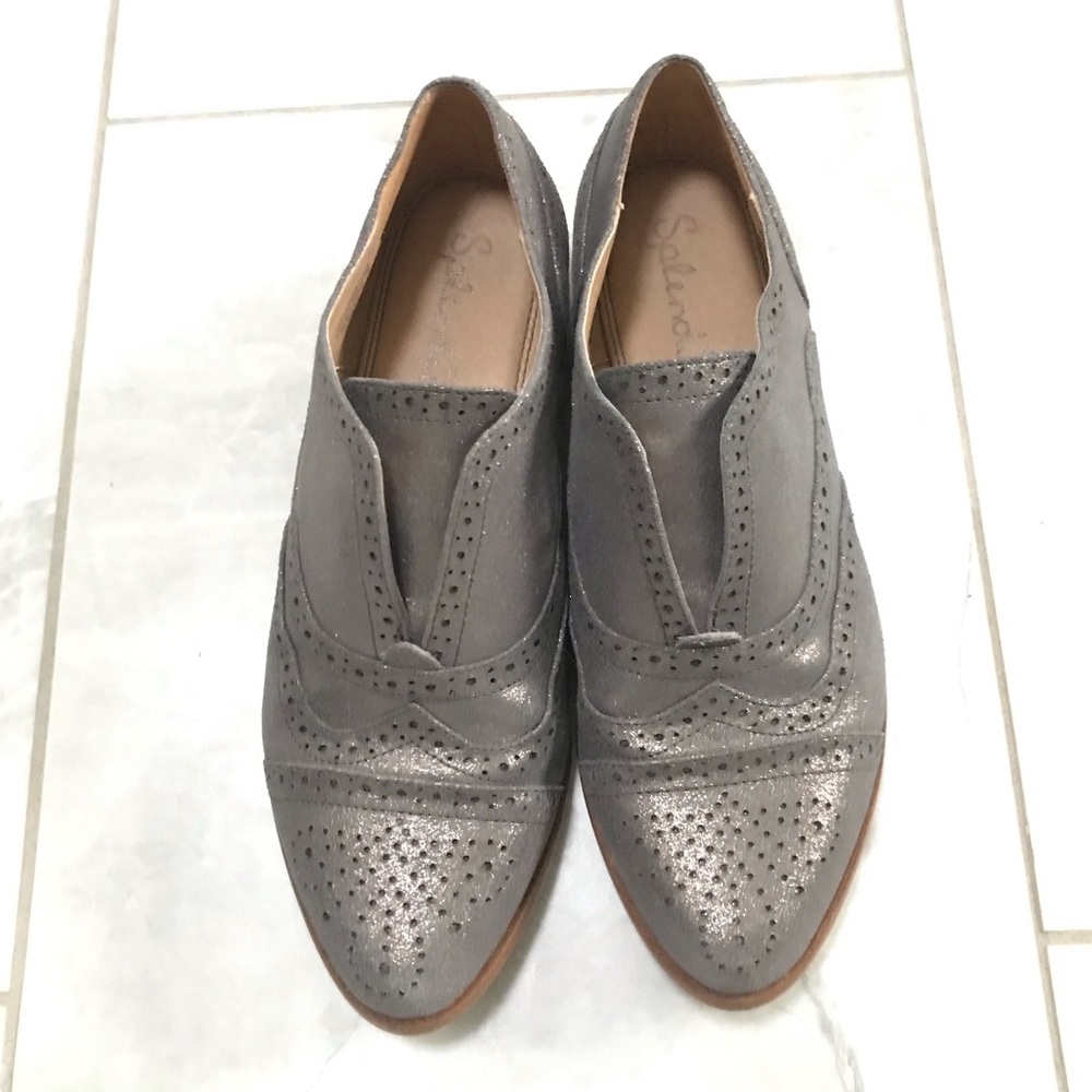Splendid slip ons